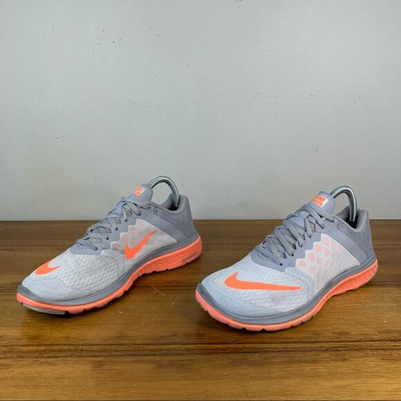 Nike FS Lite Run 3 Womens Training Shoe Size 7.5 - Picture 3 of 9